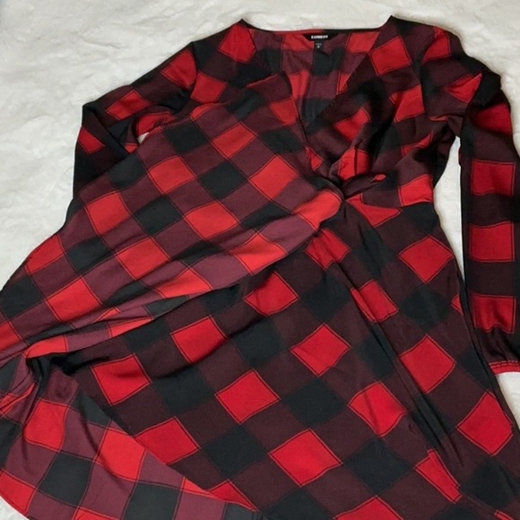 Express Red and Black Asymmetrical Tie Front SunDress - Picture 11 of 15